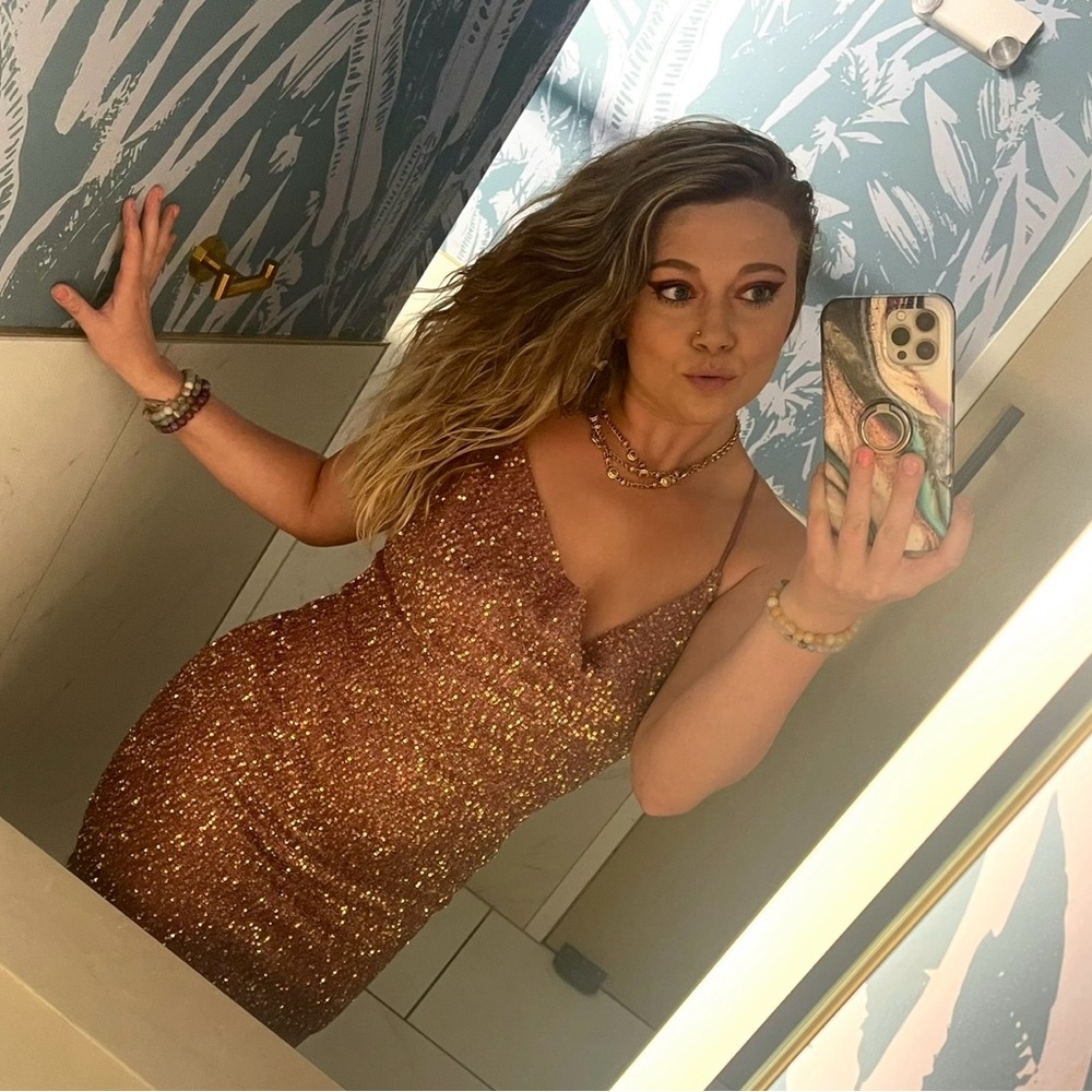 Pink Sequined Mini Dress💖 - Picture 6 of 11